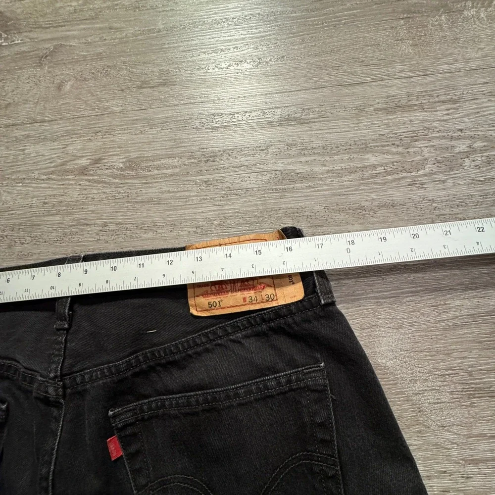 Levis 501 Jeans Mens 34 Black Denim Cotton Straight Leg Button Fly Classic 33x28